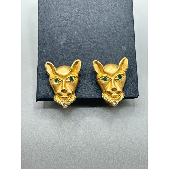 JACKIE COLLINS Panther Clip On Earrings Matte Gold Tone and Emerald Green Eyes - Picture 4 of 8